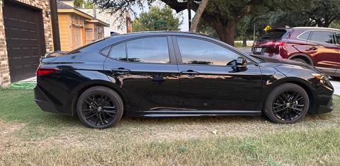 Toyota Camry Hybrid 2025