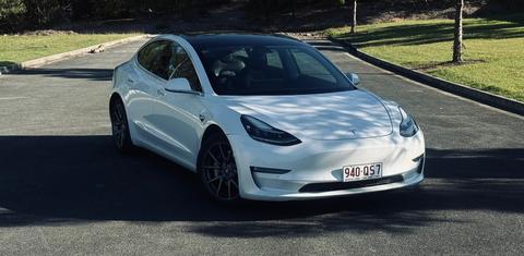 Tesla MODEL 3 2020