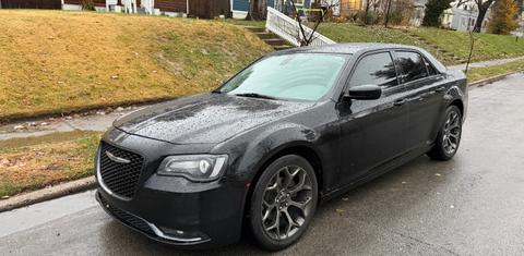 Chrysler 300 2017
