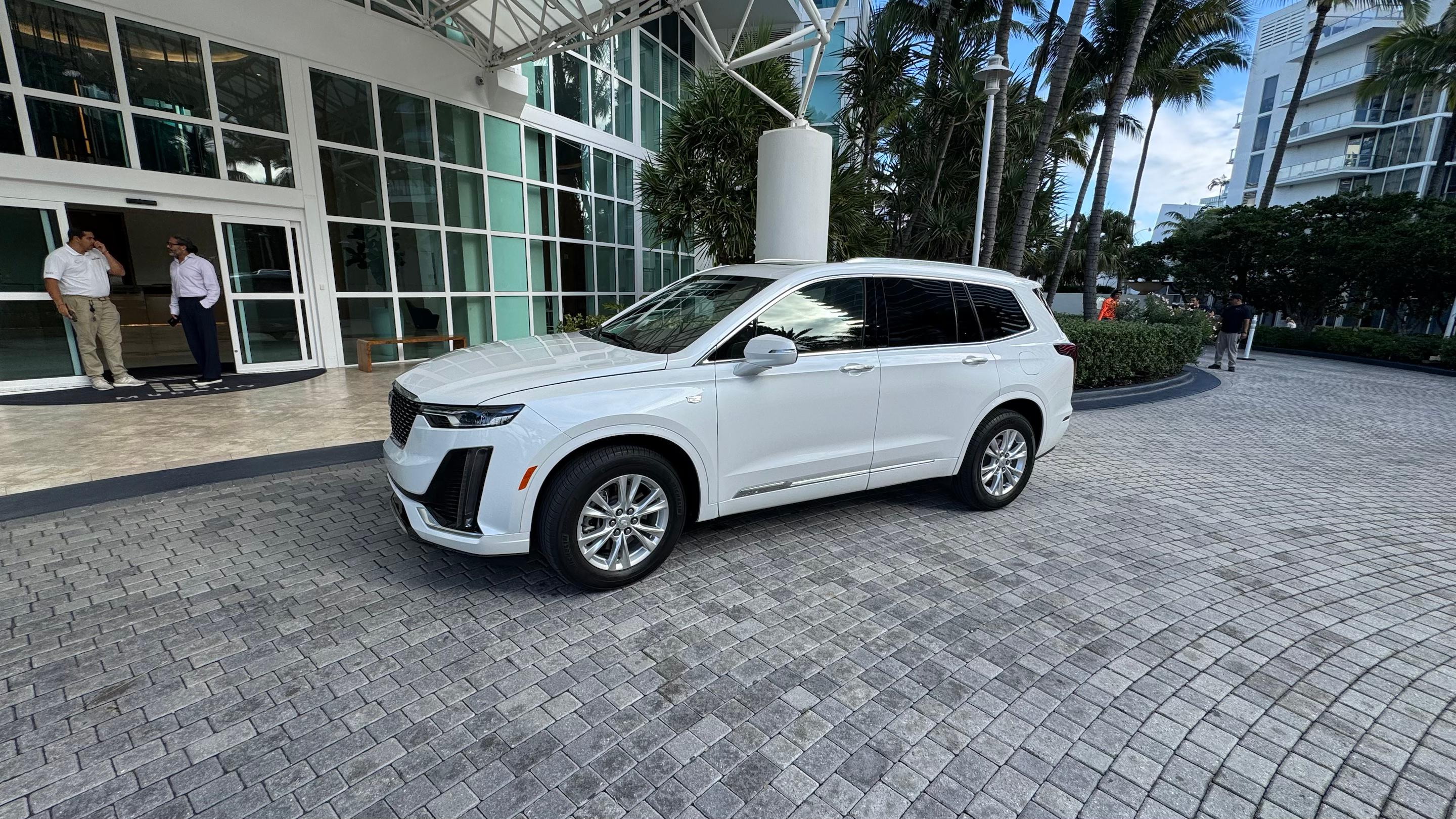 Cadillac XT6 2025 in Miami, FL