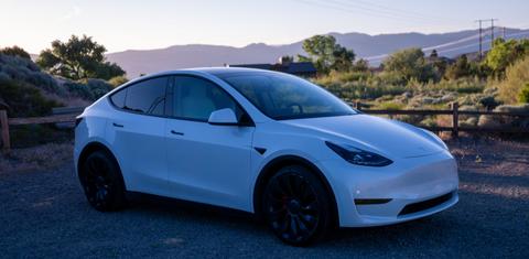 Tesla Model Y 2021