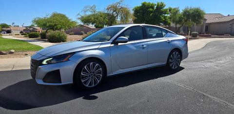 Nissan Altima 2023