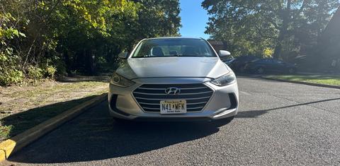 Hyundai Elantra 2017