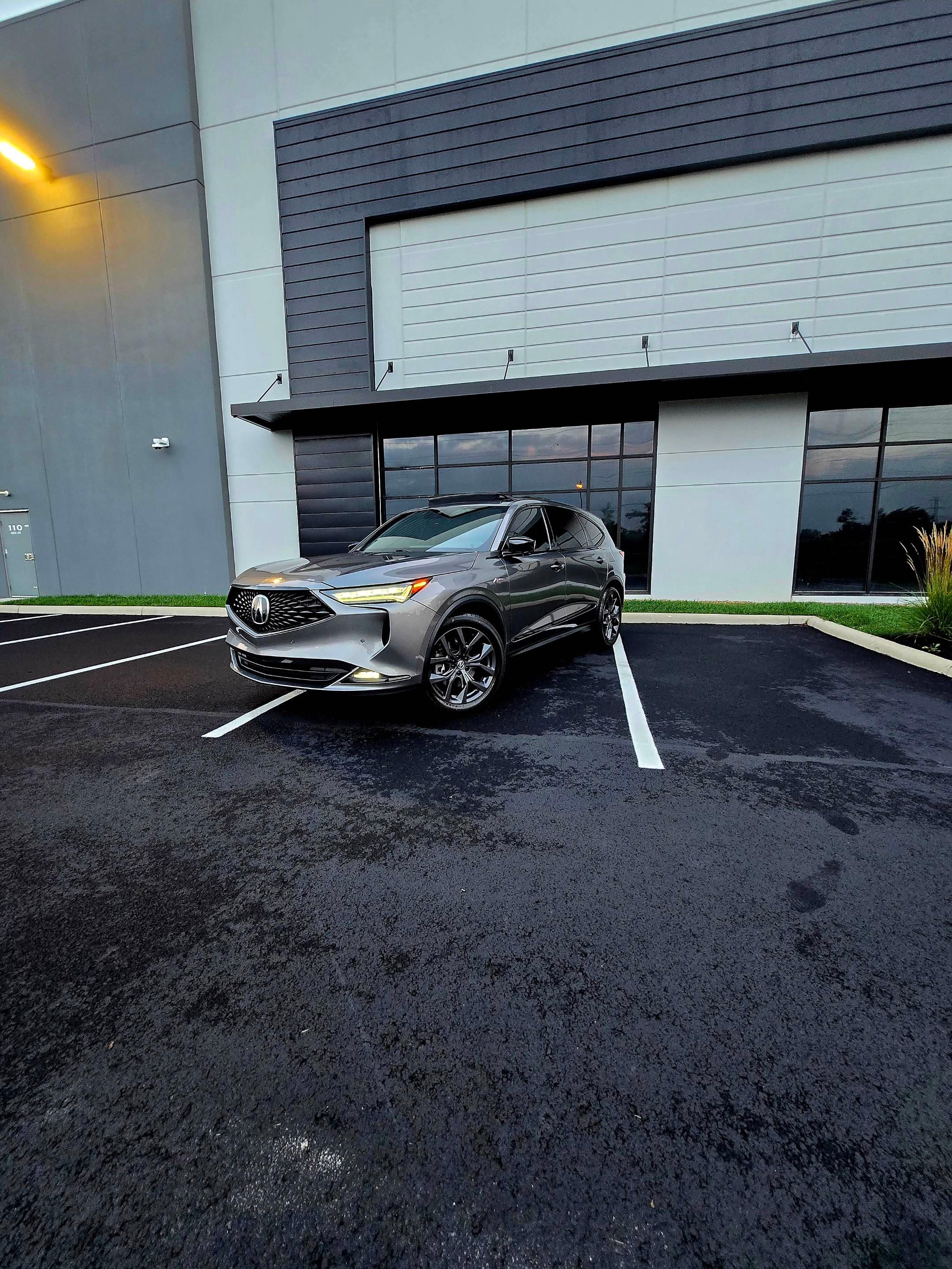 Acura MDX 2023 in Canal Winchester, OH