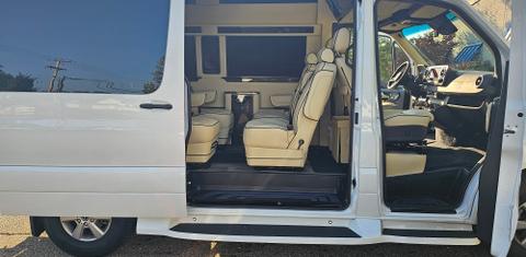 Mercedes-Benz Sprinter 2024