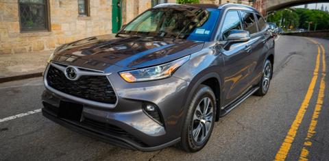 Toyota Highlander 2021