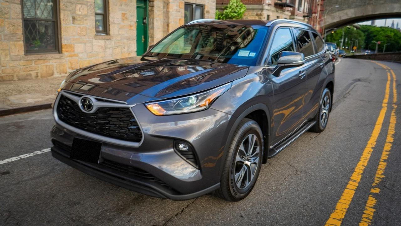 Toyota Highlander 2021 in Bronx, NY