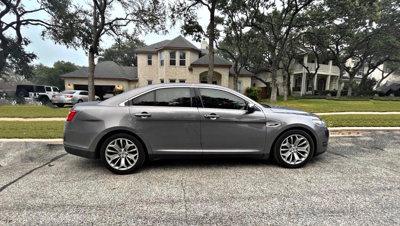 Ford Taurus 2014 in San Antonio, TX