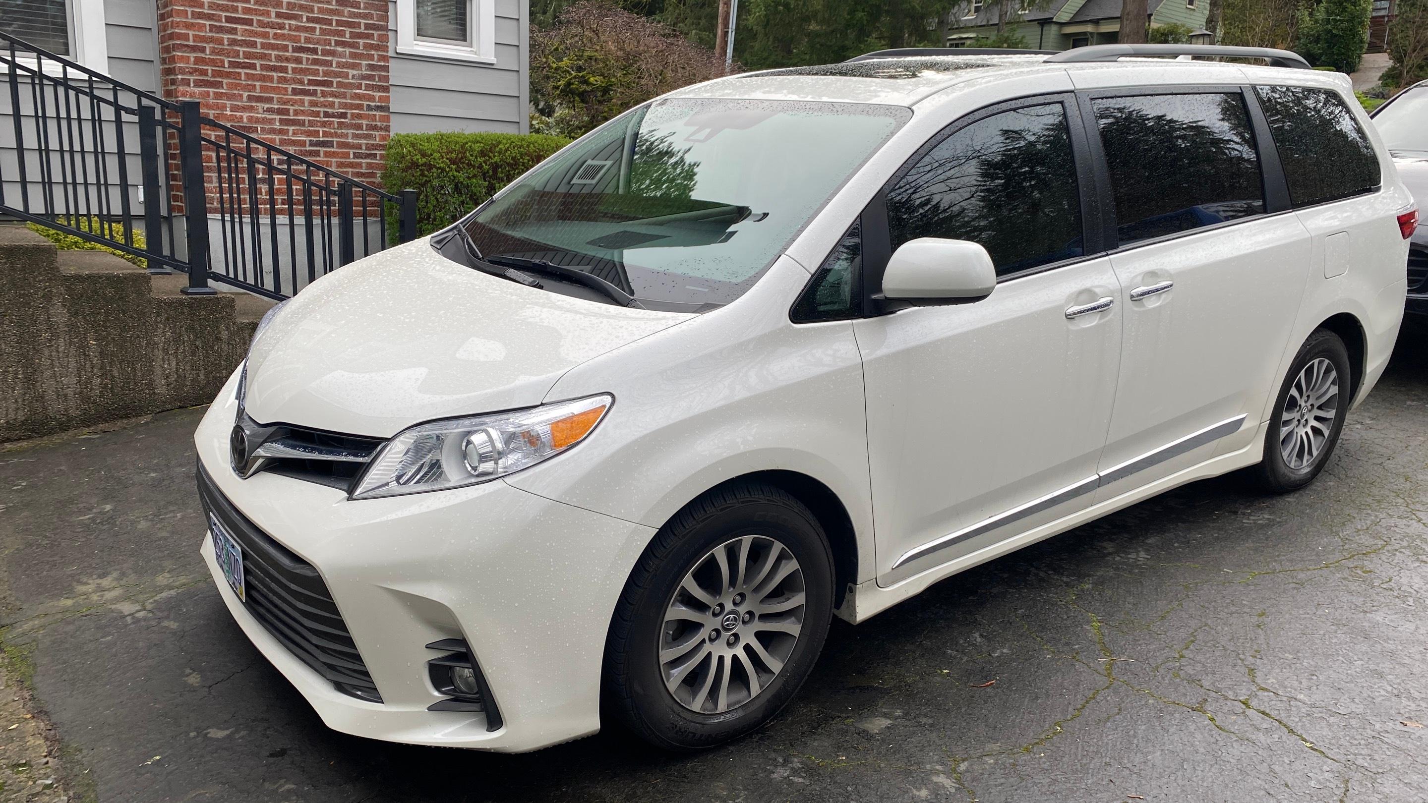 Toyota Sienna 2018 in 