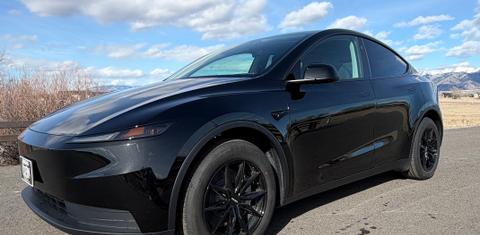 Tesla Model Y 2026