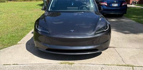 Tesla Model 3 2025