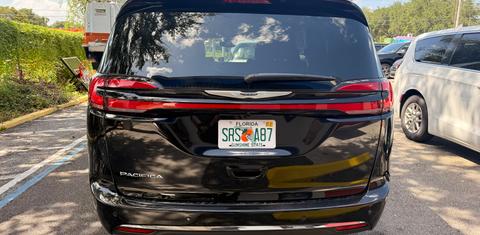 Chrysler Pacifica 2026