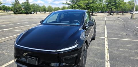 Tesla Model Y 2026