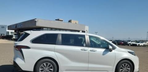 Toyota Sienna 2023