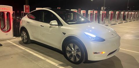 Tesla Model Y 2023