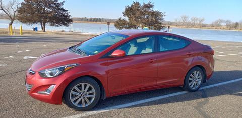 Hyundai Elantra 2016
