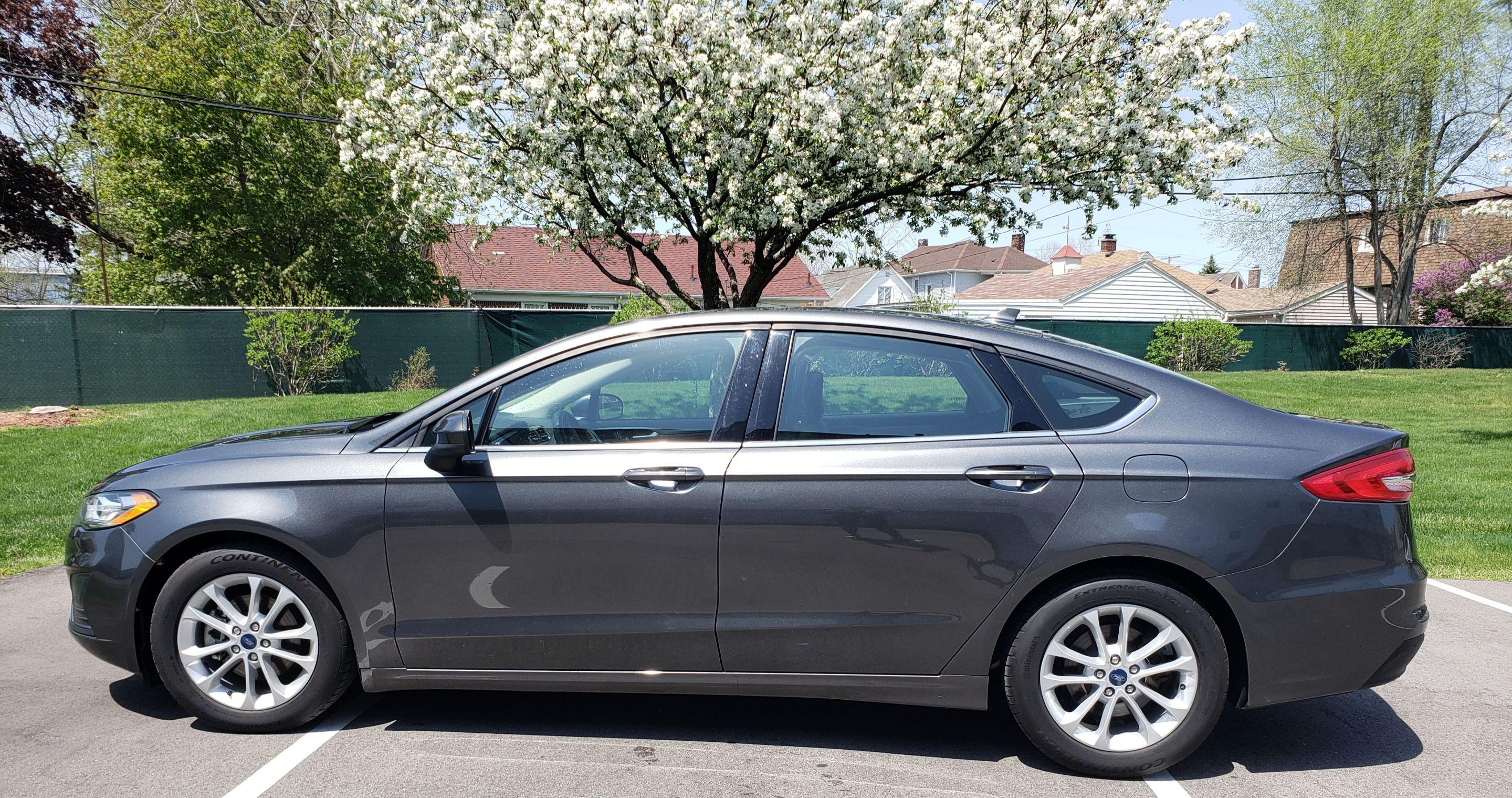 Ford Fusion 2020 in Lincoln Park, MI