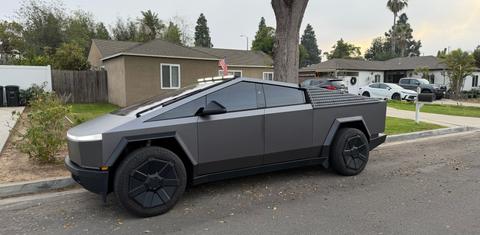 Tesla Cybertruck 2024