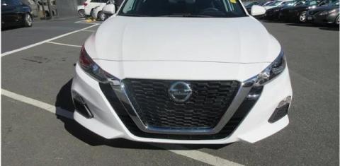 Nissan Altima 2021