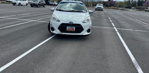 Toyota Prius c 2015