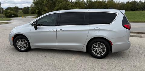 Chrysler Pacifica 2024