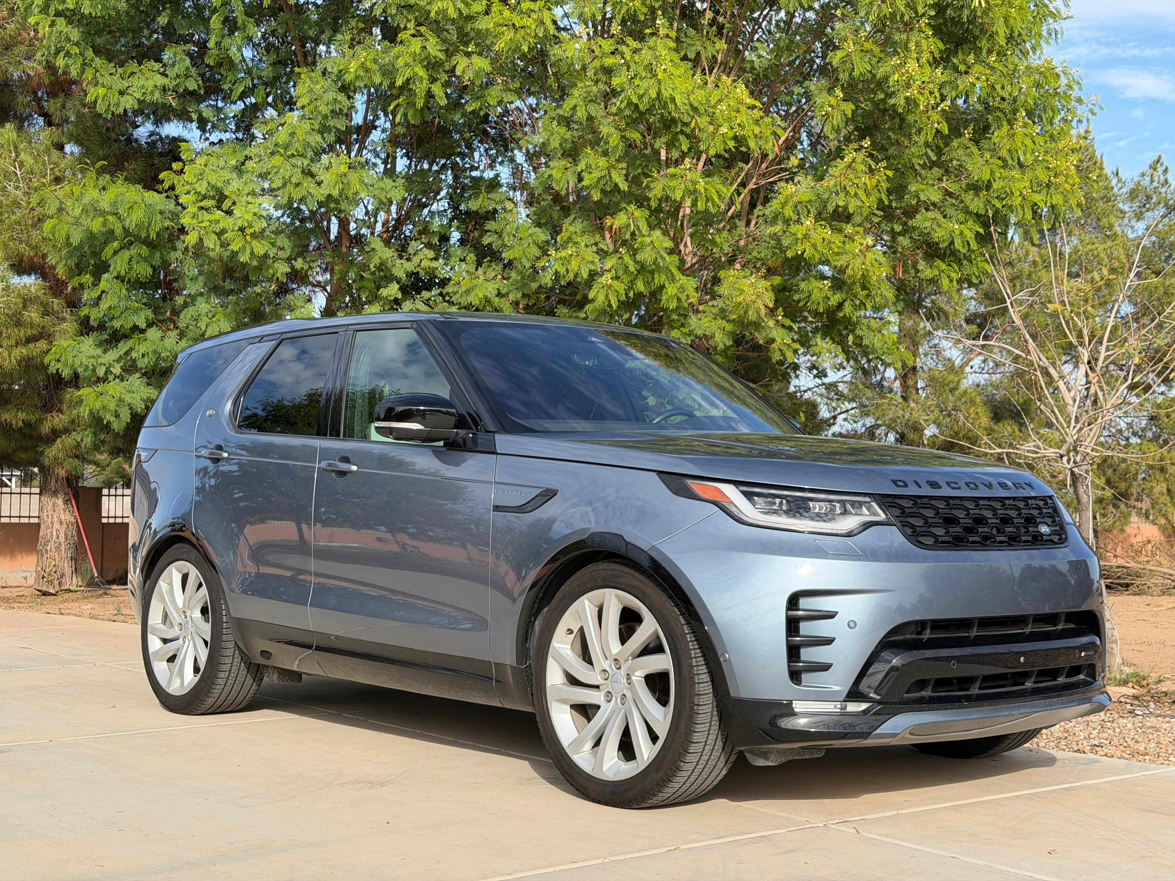 Land Rover Discovery 2023 in 