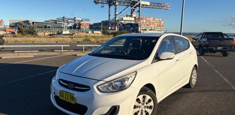 Hyundai ACCENT 2016