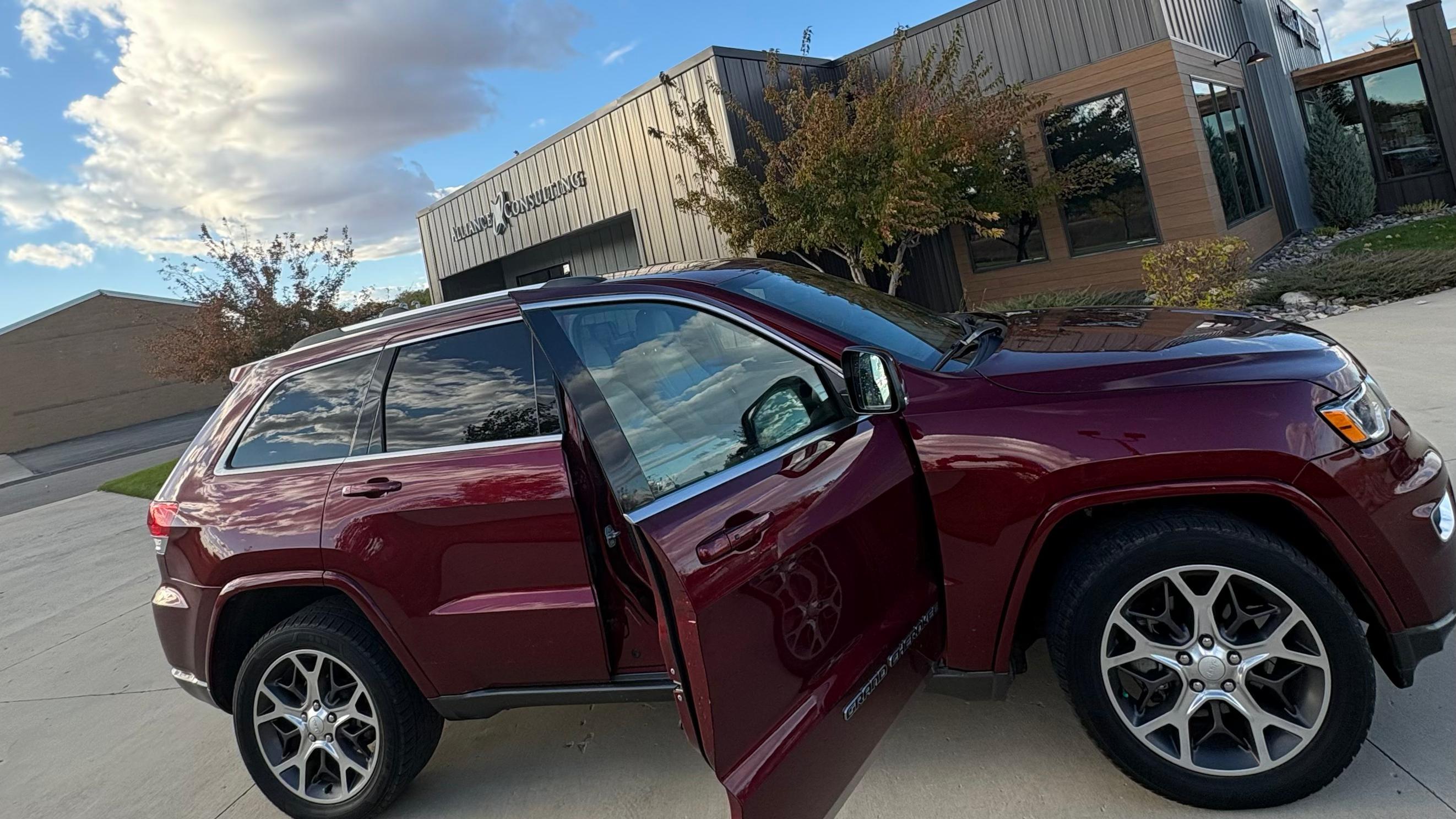 Jeep Grand Cherokee 2018 in Fargo, ND