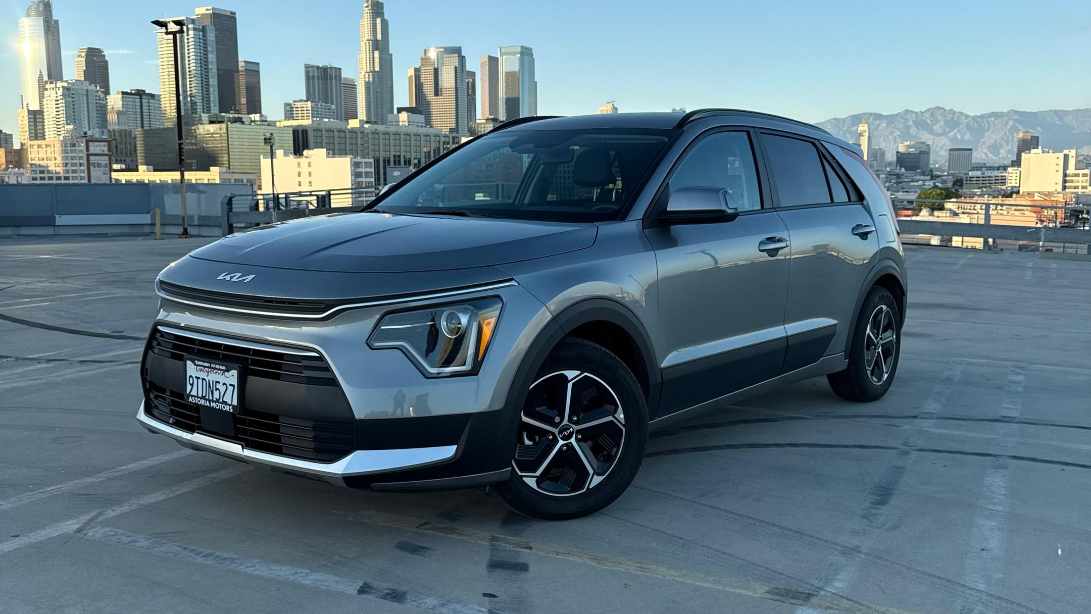 Kia Niro 2025 in Los Angeles, CA