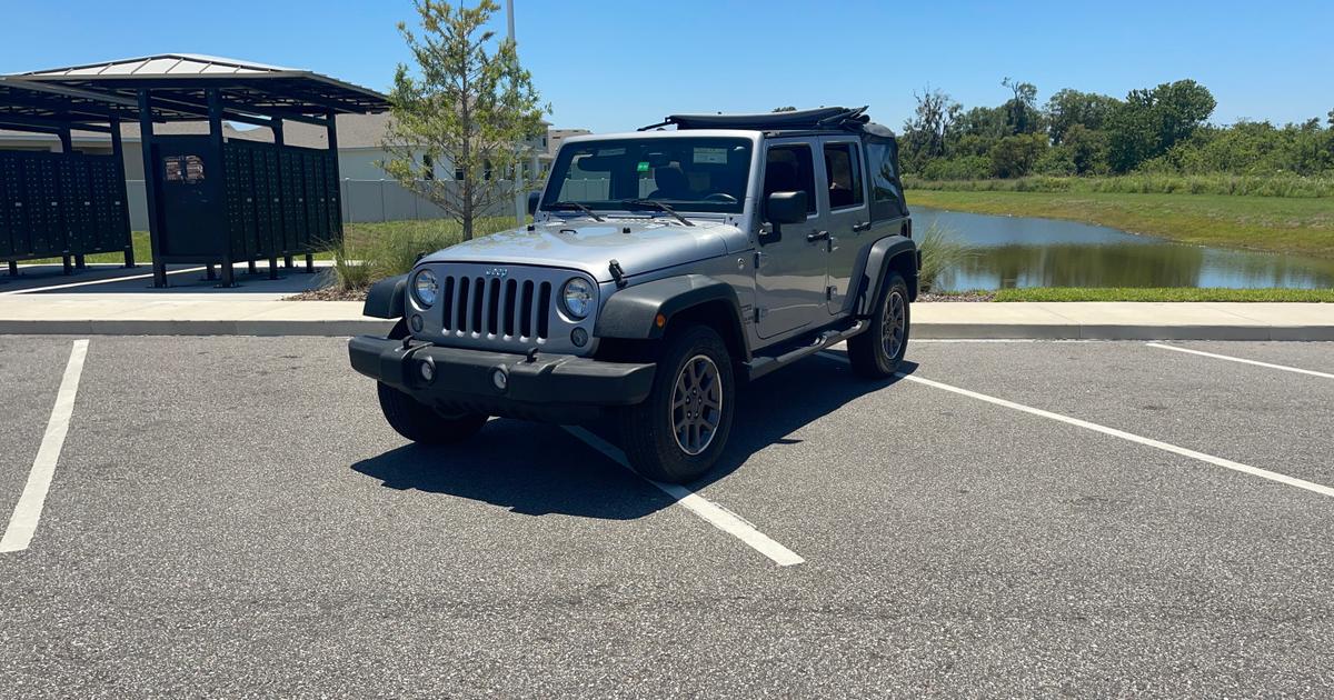 Jeep Wrangler Unlimited 2016 rental in Wimauma, FL by Jose R. Turo