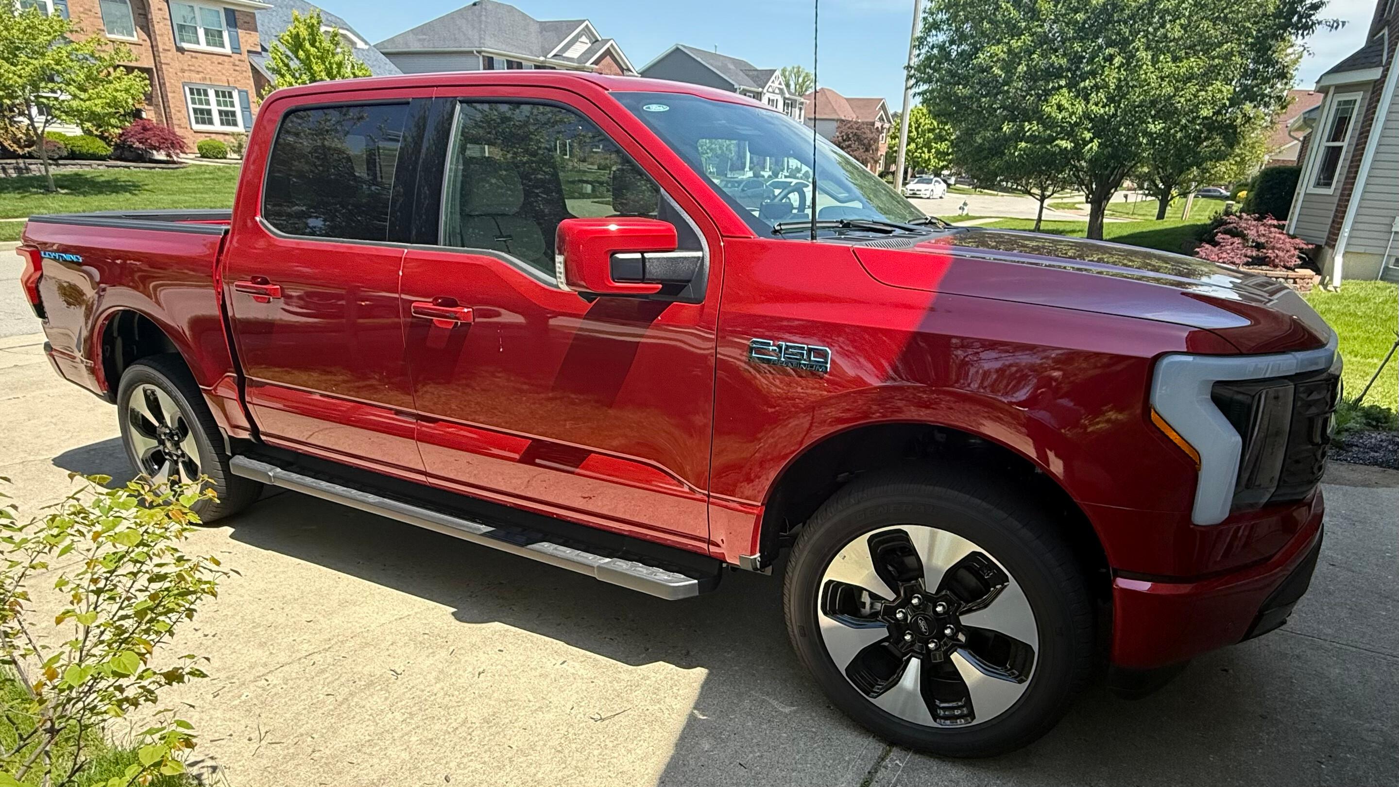 Ford F-150 Lightning 2024 in Englewood, OH