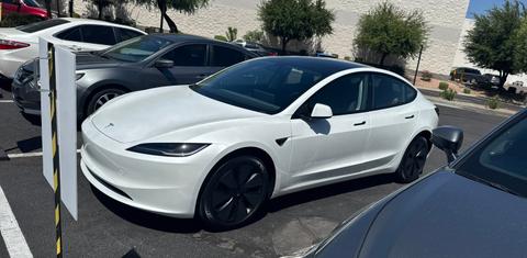 Tesla Model 3 2025