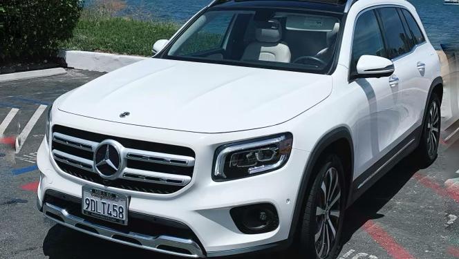 Mercedes-Benz GLB-Class 2022 in 