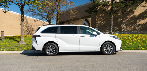 Toyota Sienna 2025
