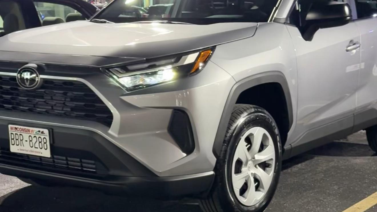 Toyota RAV4 2025 in Oak Creek, WI