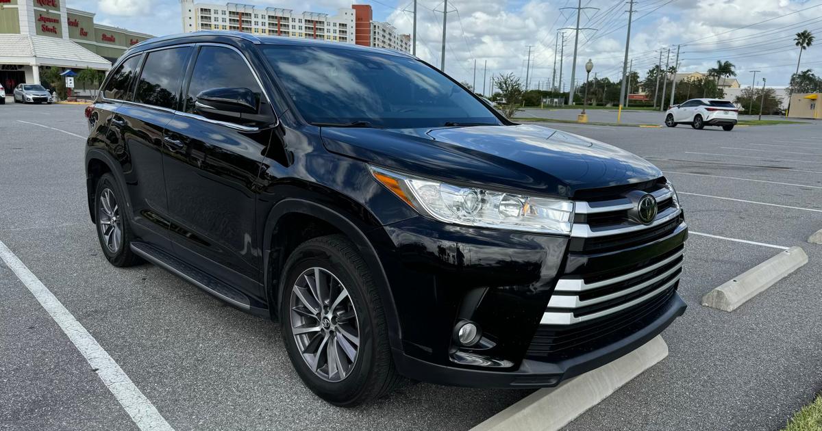 Toyota Highlander 2019 rental in Kissimmee, FL by Reynaldo P. | Turo