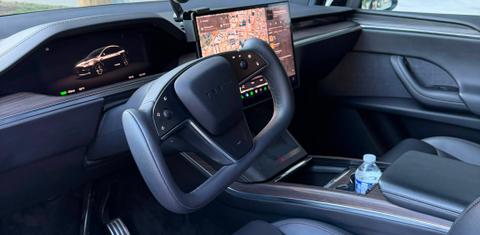Tesla Model X 2022
