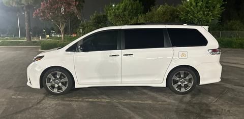 Toyota Sienna 2019