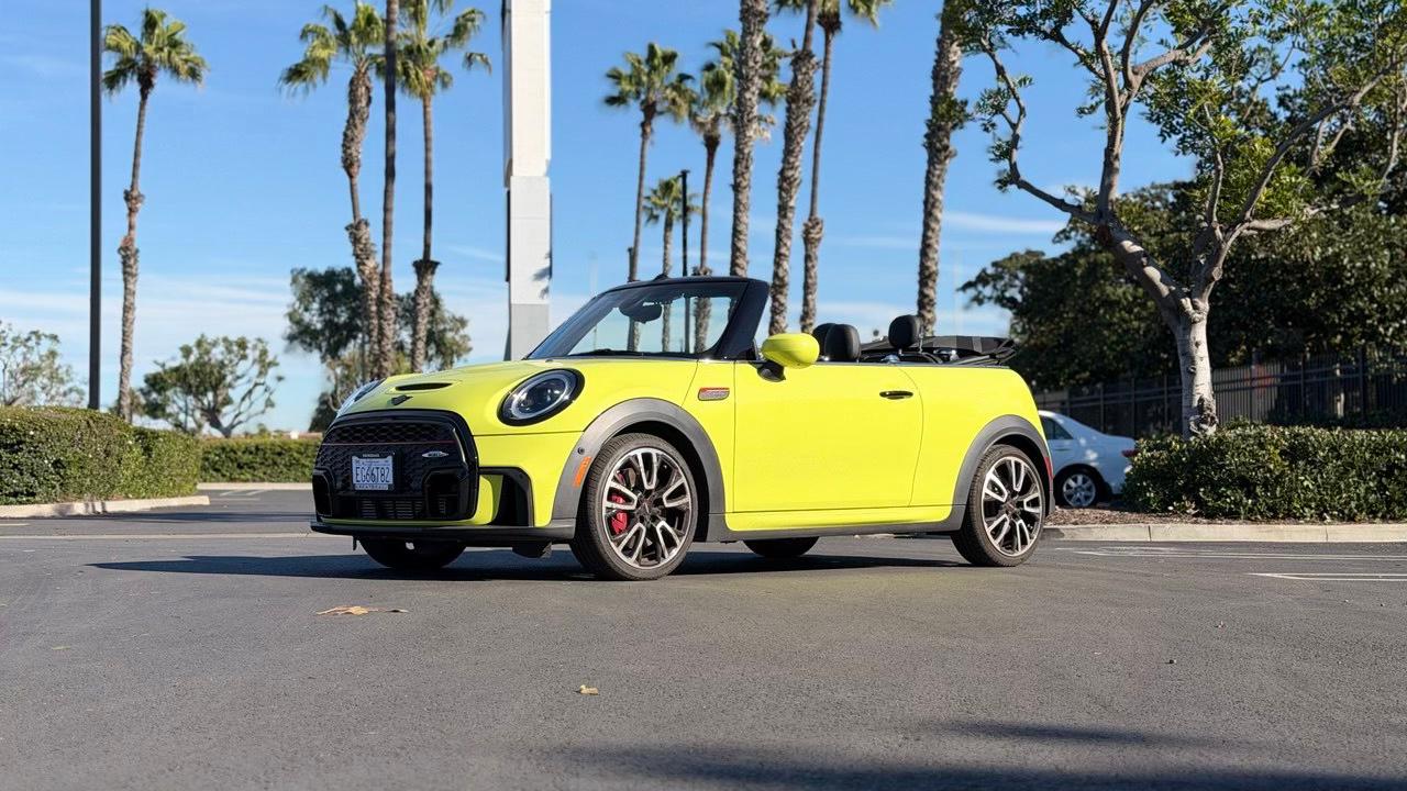 MINI Convertible 2023 in 