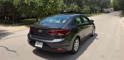 Hyundai Elantra 2020
