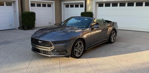 Ford Mustang 2026