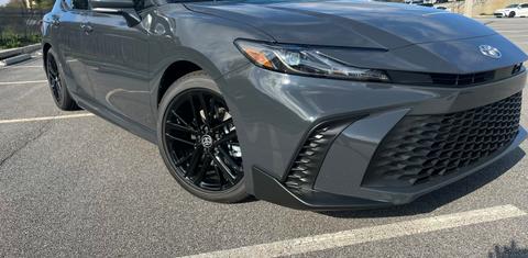 Toyota Camry Hybrid 2025