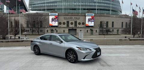Lexus ES 2023
