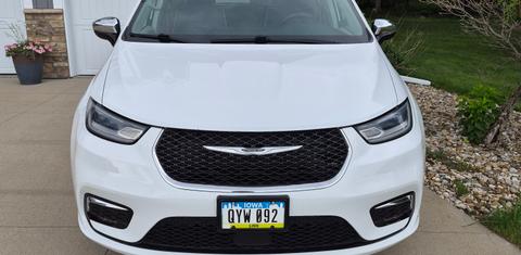 Chrysler Pacifica 2023