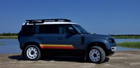 Land Rover Defender 2025