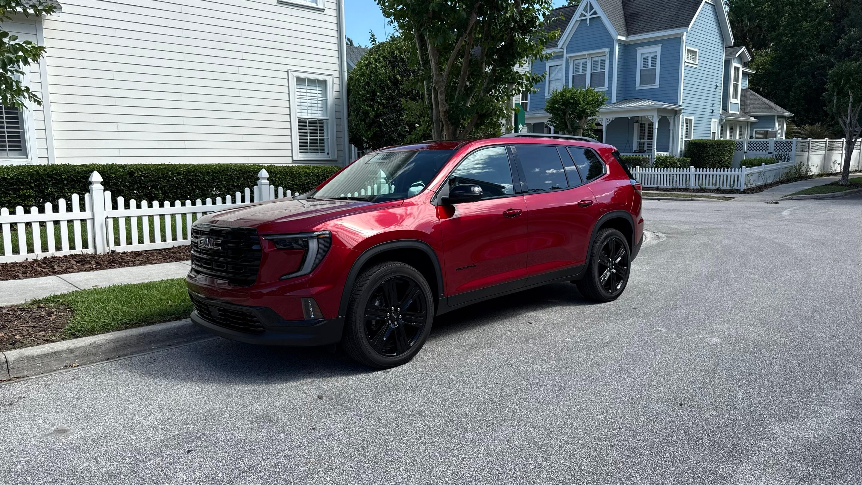 GMC Acadia 2024 in 