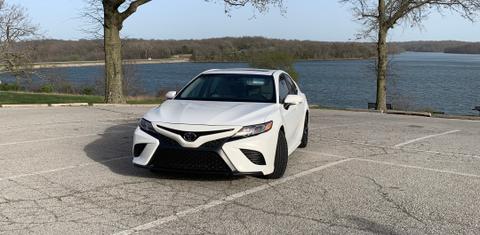 Toyota Camry 2018