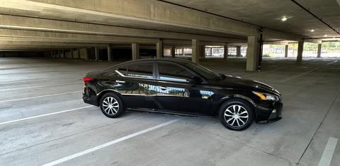 Nissan Altima 2019