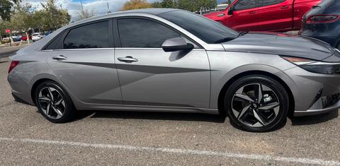 Hyundai Elantra Hybrid 2023