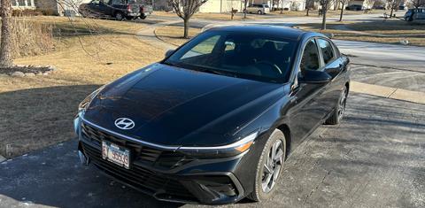 Hyundai Elantra 2025